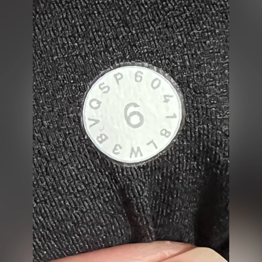 NEW Lululemon Runderful Long Sleeve Activewear Running Shirt Thumb Holes Run